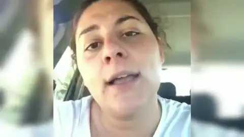 "No puedo ponerme un pantalón de tus tiendas, Amancio, tengo un culo gordo" "No puedo ponerme un pantalón de tus tiendas, Amancio, tengo un culo gordo"