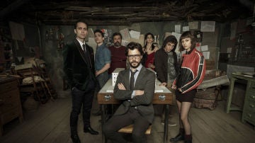 T1 La casa de papel (Sección) T1 La casa de papel (Sección)