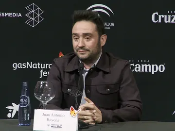 Juan Antonio Bayona en rueda de prensa en el Festival de Málaga Juan Antonio Bayona en rueda de prensa en el Festival de Málaga