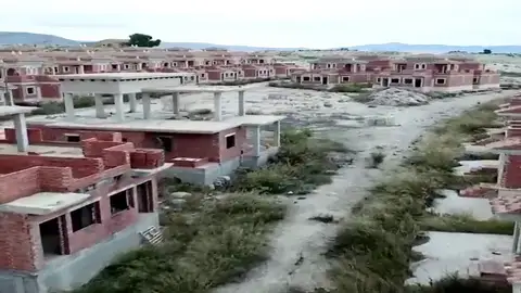 Los restos de la España que dejó la burbuja inmobiliaria vistos desde un dron Los restos de la España que dejó la burbuja inmobiliaria vistos desde un dron