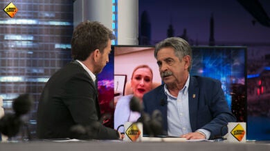 Revilla cuenta en el 'Hormiguero 3.0' la historia del polémico máster de Cristina Cifuentes: 