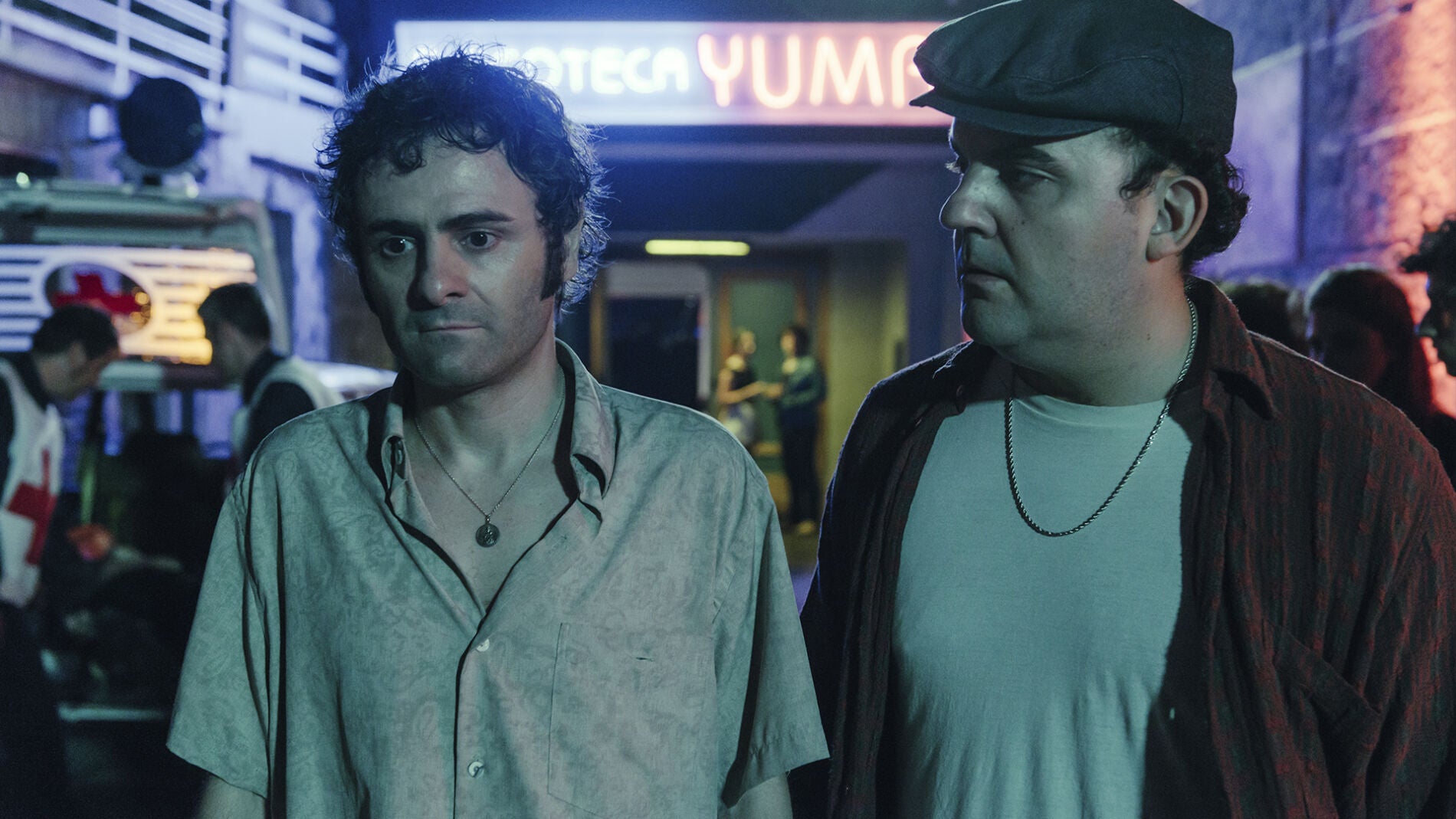 La brutal paliza de Moncho Charl&iacute;n buscando venganza por el accidente de su hermano