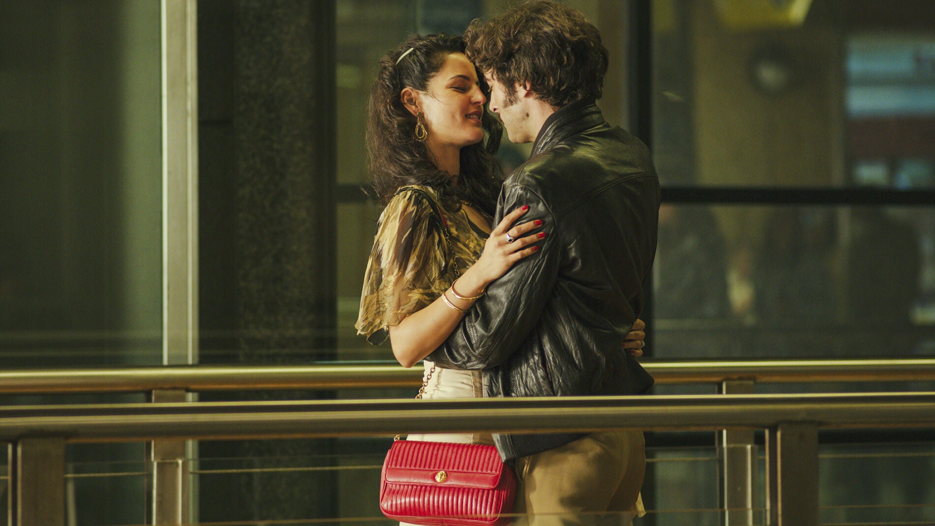 Sito Mi&ntilde;anco corre a los brazos de Camila: "Te necesito , te quiero"