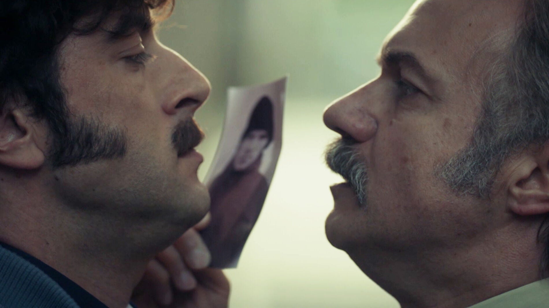 Dar&iacute;o Castro, enfurecido, se enfrenta a Sito Mi&ntilde;anco en plena calle