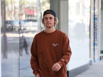 Las pintas de Justin Bieber por las calles de Los Ángeles 
