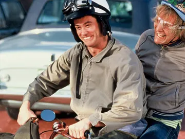 Jim Carrey y Jeff Daniels en 'Dos tontos muy tontos' Jim Carrey y Jeff Daniels en 'Dos tontos muy tontos'