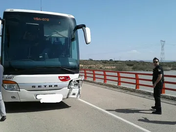 El autobús apenas ha sufrido daños El autobús apenas ha sufrido daños