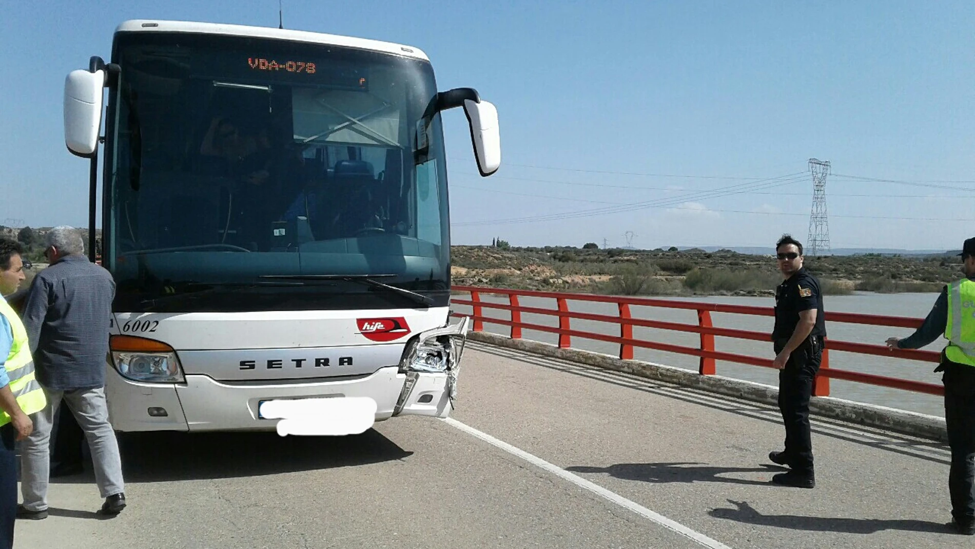 El autobús apenas ha sufrido daños El autobús apenas ha sufrido daños