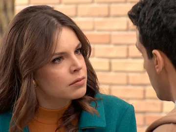 María a Ignacio: "Estoy enamorada de ti, imbécil" María a Ignacio: "Estoy enamorada de ti, imbécil"