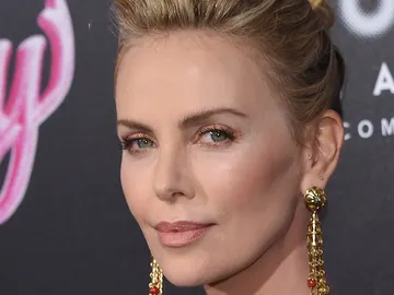 Charlize Theron en el estreno de 'Tully' Charlize Theron en el estreno de 'Tully'