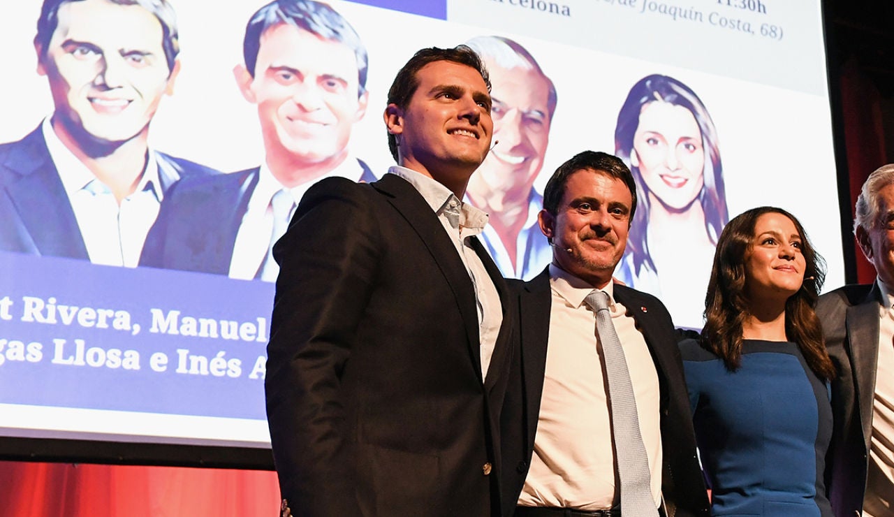 Manuel Valls con Albert Rivera e Inés Arrimadas Manuel Valls con Albert Rivera e Inés Arrimadas