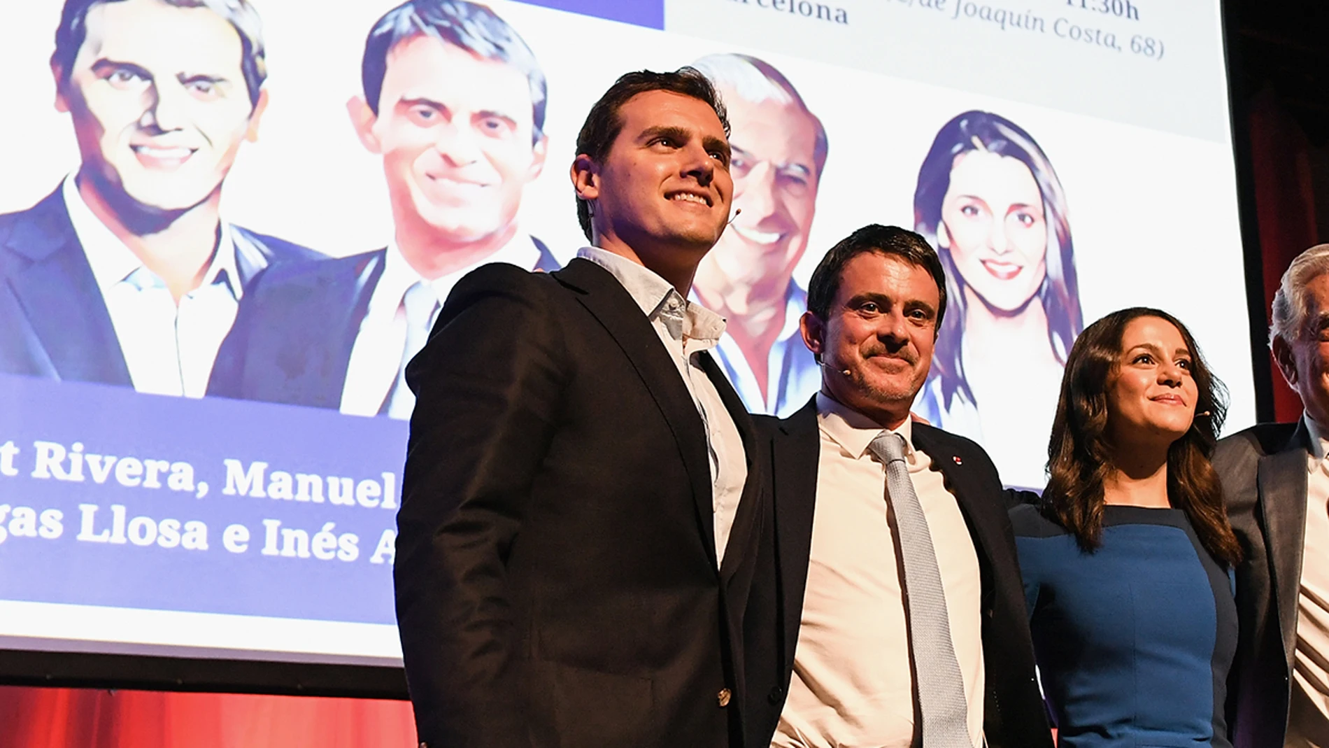 Manuel Valls con Albert Rivera e Inés Arrimadas Manuel Valls con Albert Rivera e Inés Arrimadas
