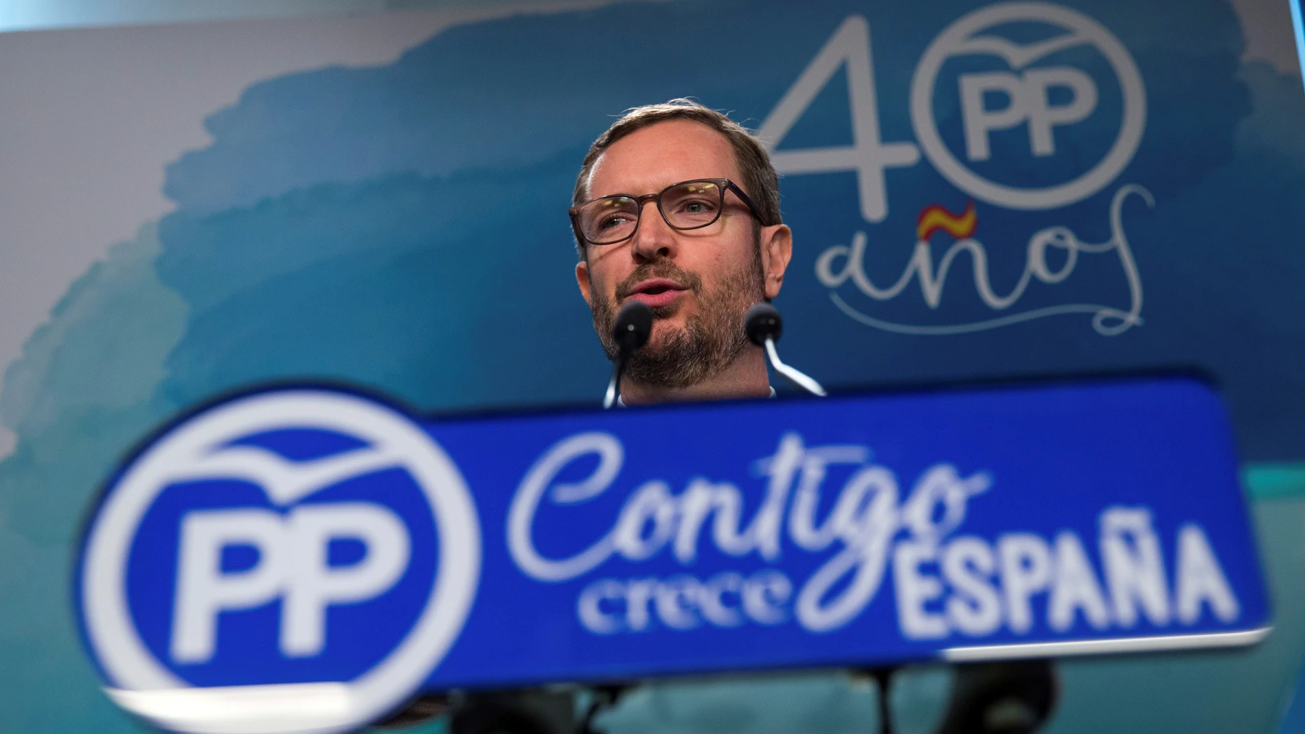 El vicesecretario del Partido Popular del País Vasco, Javier Maroto, durante la rueda de prensa que ha ofrecido esta mañana en la sede popular de la calle Génova en Madrid. El vicesecretario del Partido Popular del País Vasco, Javier Maroto, durante la rueda de prensa que ha ofrecido esta mañana en la sede popular de la calle Génova en Madrid.