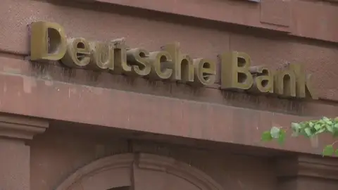 El Deutsche Bank hace por error una transferencia de 28.000 millones de euros El Deutsche Bank hace por error una transferencia de 28.000 millones de euros