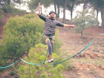 Fernando Gracia, un hiperactivo concursante que vive "en la cuerda floja"