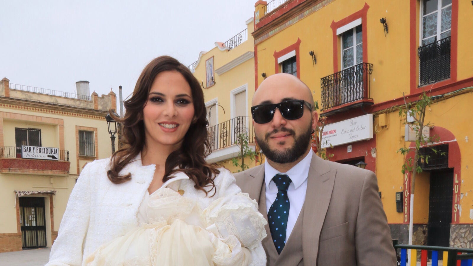 Kiko Rivera e Irene Rosales bautizan a su hija Carlota 