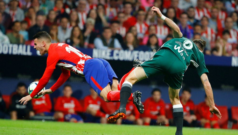 Lucas, al suelo