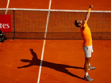 Nadal celebra su triunfo en Montecarlo Nadal celebra su triunfo en Montecarlo