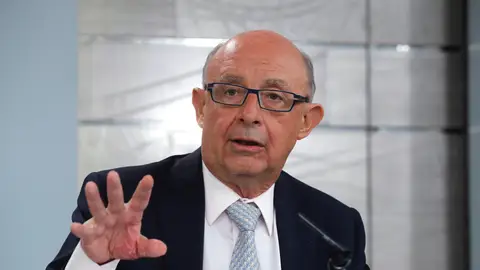 El ministro de Hacienda Critóbal Montoro El ministro de Hacienda Critóbal Montoro