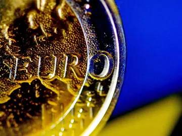 Detalle de una moneda de euro. Detalle de una moneda de euro.