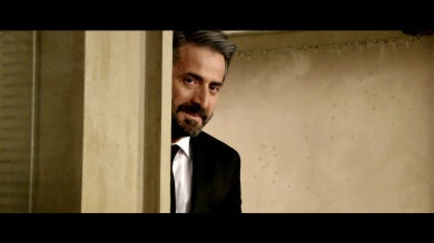 Los trucos de Antonio Garrido para mimetizarse con Efe 