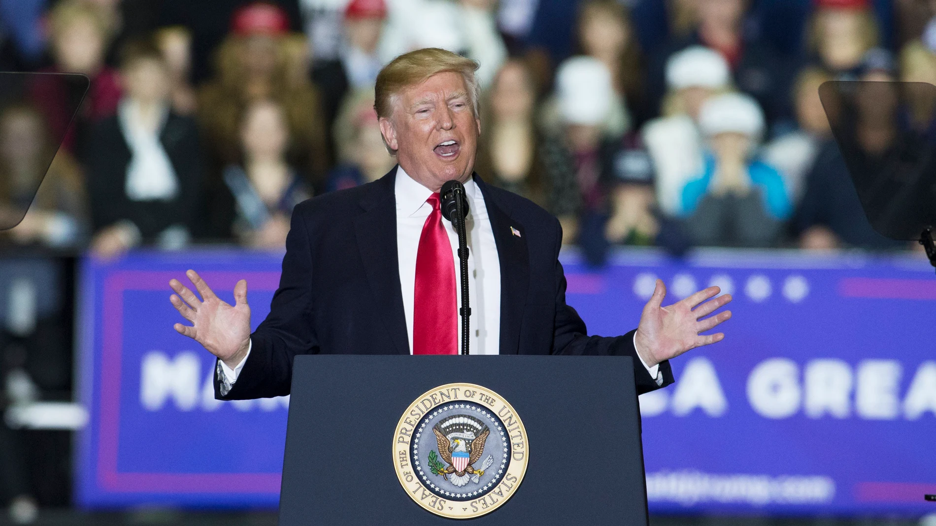 Donald Trump en un mitin Donald Trump en un mitin