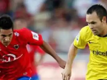 Andrés Iniesta frente al Numancia Andrés Iniesta frente al Numancia