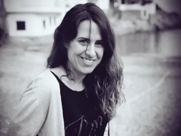 Patrícia Plaja Patrícia Plaja