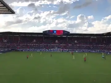 El estadio de Osasuna clama contra la sentencia de 'La Manada': "No es abuso, es violación" El estadio de Osasuna clama contra la sentencia de 'La Manada': "No es abuso, es violación"