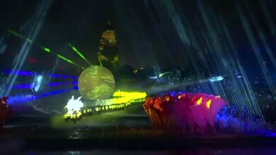 La capital de Xi´an celebra el día del trabajador con un espectáculo de luces