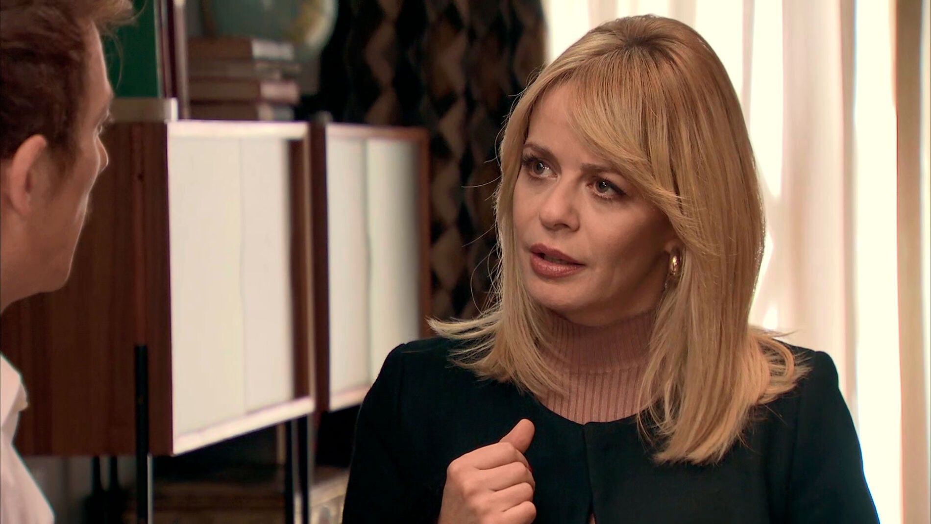 Charo advierte a Dur&aacute;n sobre el peligro de investigar a V&aacute;zquez