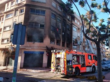 Incendio provocado por un maltratador en casa de su expareja en Albal