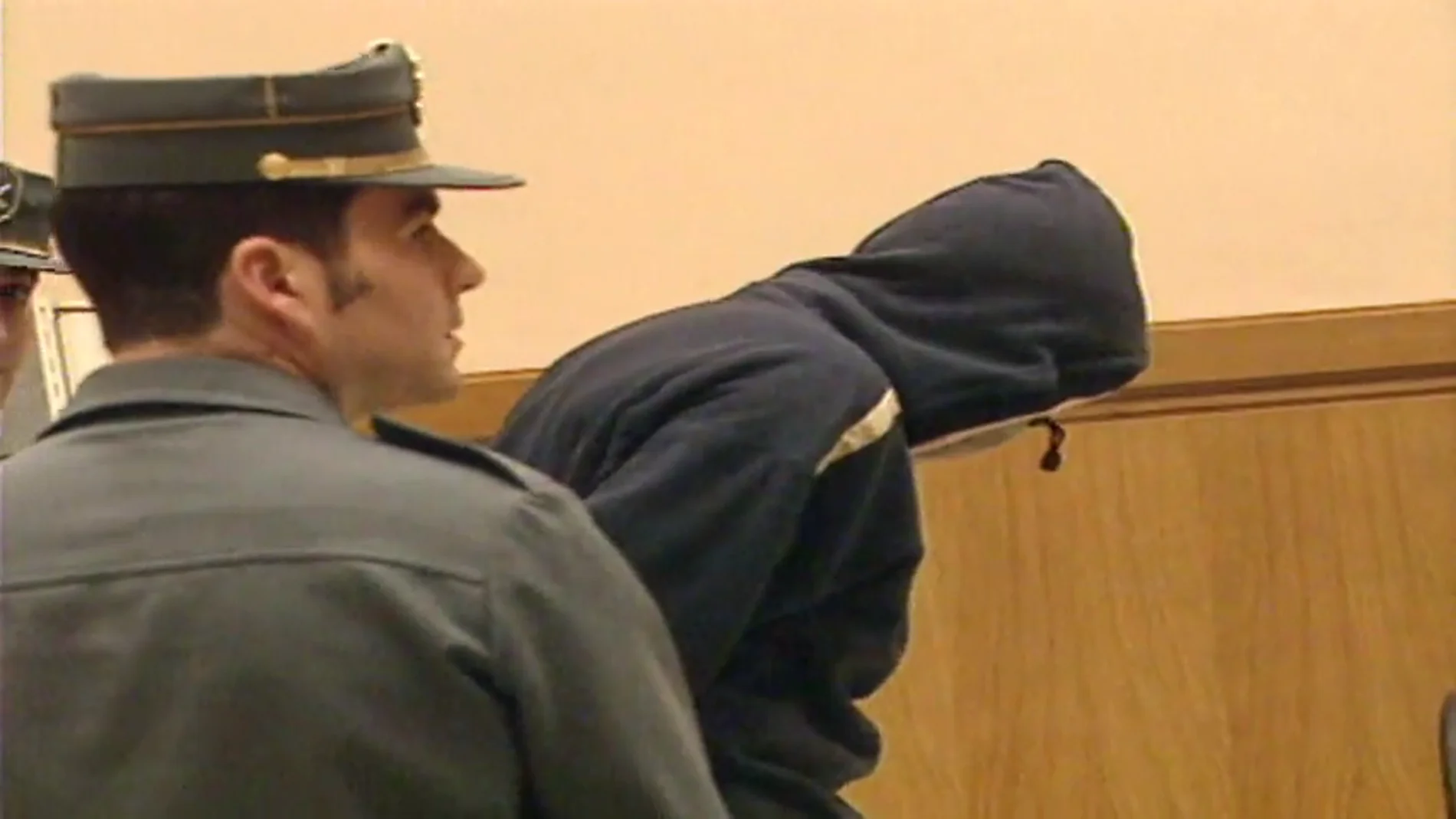 Salida inminente de prisión del 'violador de la Verneda' pese a su alto riesgo de reincidir tras cumplir 20 años de condena por 17 agresiones sexuales Salida inminente de prisión del 'violador de la Verneda' pese a su alto riesgo de reincidir tras cumplir 20 años de condena por 17 agresiones sexuales