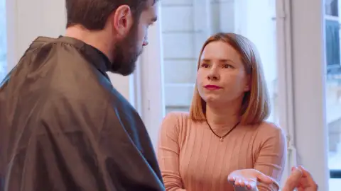 Zuriñe, molesta con Iñaki: “Si aún sientes algo por Carmen, dímelo” Zuriñe, molesta con Iñaki: “Si aún sientes algo por Carmen, dímelo”