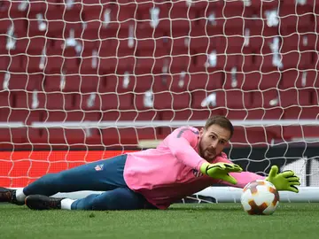 Jan Oblak, en un calentamiento del Atlético de Madrid Jan Oblak, en un calentamiento del Atlético de Madrid
