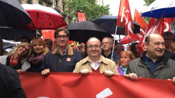 Miquel Iceta en la manifestación por el 1 de mayo