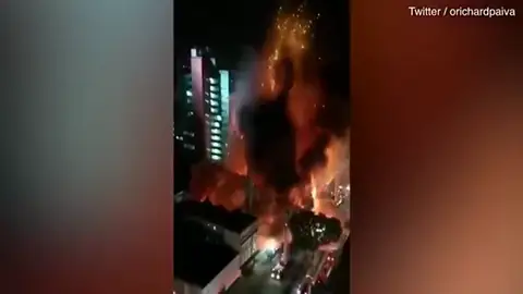 Se derrumba un edificio de 24 plantas tras un gran incendio en Sao Paulo Se derrumba un edificio de 24 plantas tras un gran incendio en Sao Paulo