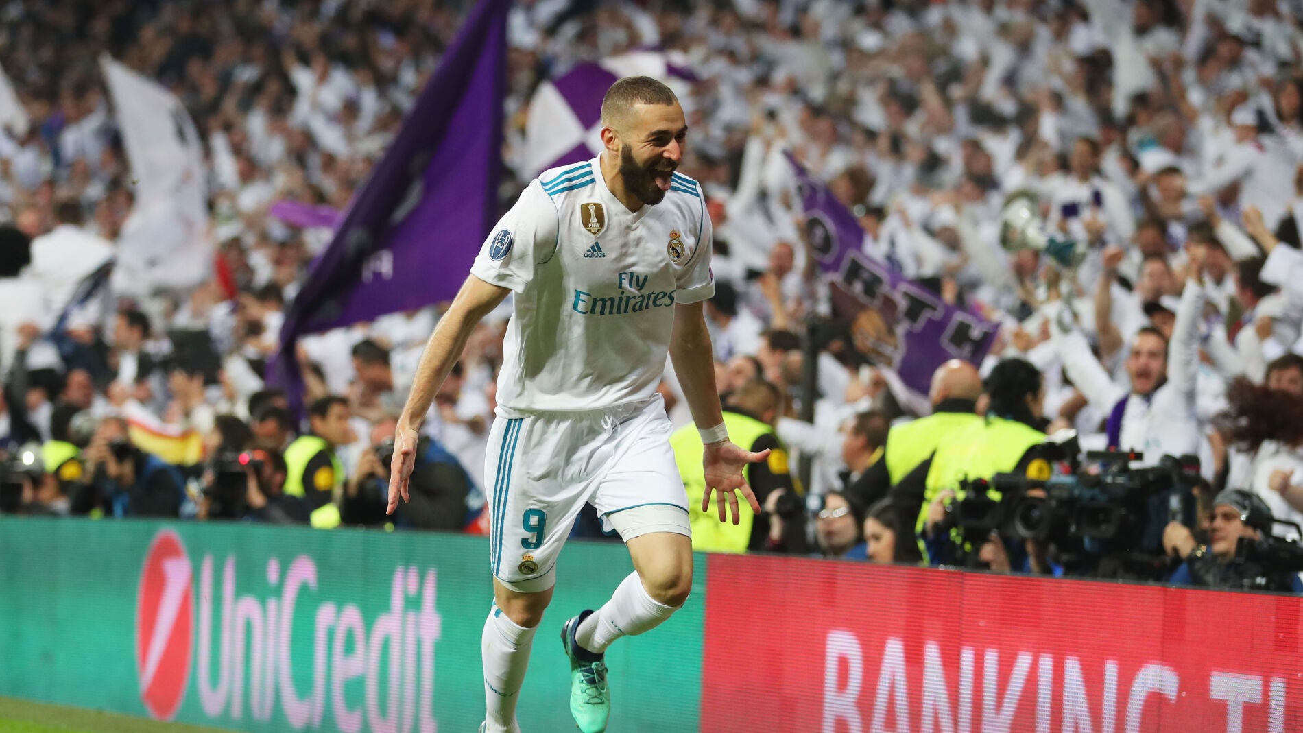 Benzema celebra su segundo gol contra el Bayern