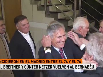 Florentino Pérez recibe a los integrantes del Real Madrid de Breitner y Netzer