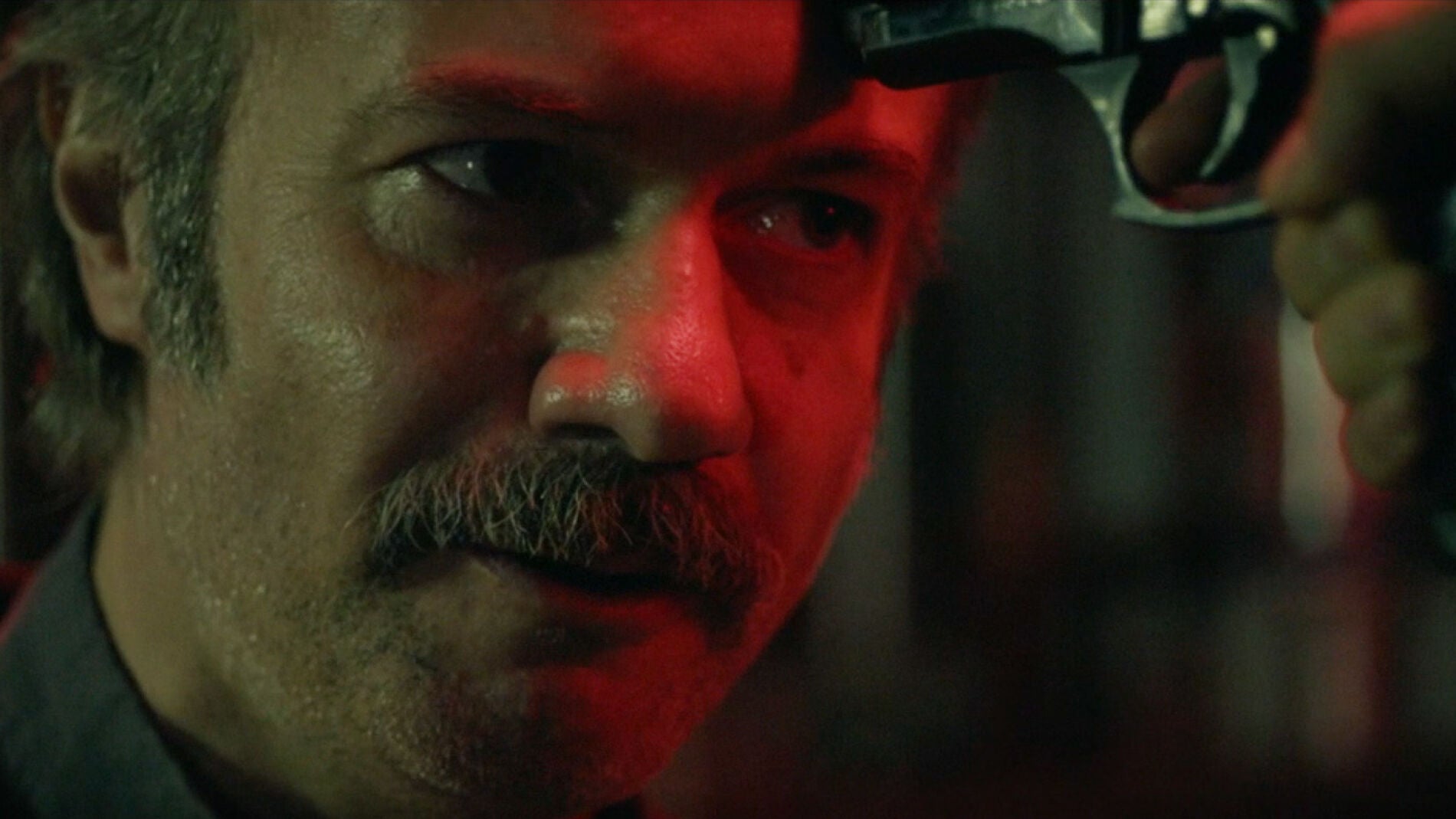 Sito Mi&ntilde;anco y el sargento Dar&iacute;o Castro, cara a cara