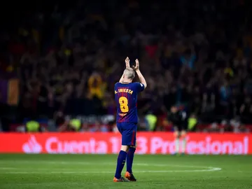 Iniesta se despide durante la final de Copa en el Metropolitano Iniesta se despide durante la final de Copa en el Metropolitano