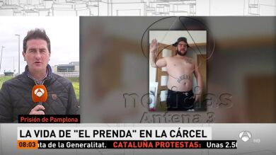'El Prenda', indignado por la condena, está mostrando en la cárcel a presos y guardias la sentencia