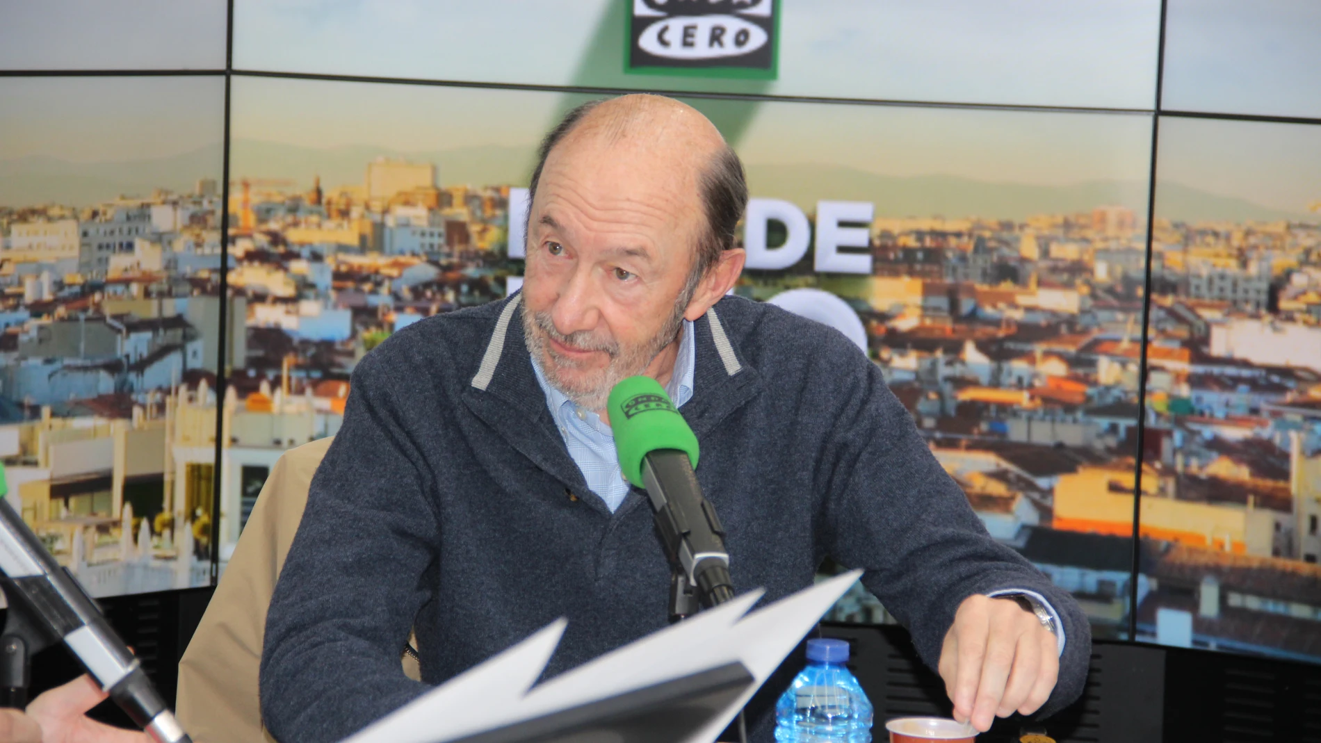 Alfredo Pérez Rubalcaba en Onda Cero Alfredo Pérez Rubalcaba en Onda Cero