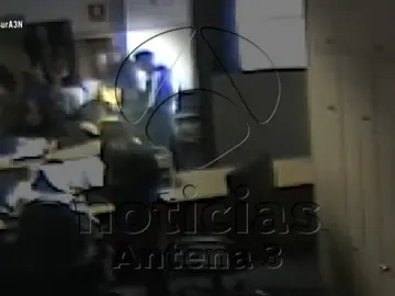Imágenes en exclusiva de la fuga del narco Samuel Crespo del hospital muestran la impunidad con la que actúan en Campo de Gibraltar Imágenes en exclusiva de la fuga del narco Samuel Crespo del hospital muestran la impunidad con la que actúan en Campo de Gibraltar