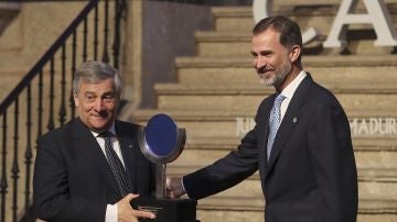 El Rey Felipe VI y Antonio Tajani