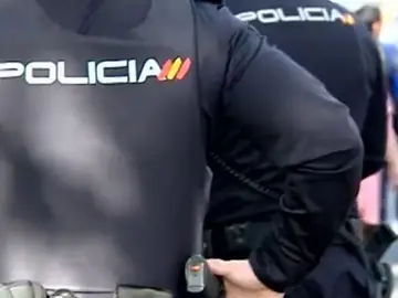Imagen de archivo de varios policías Imagen de archivo de varios policías