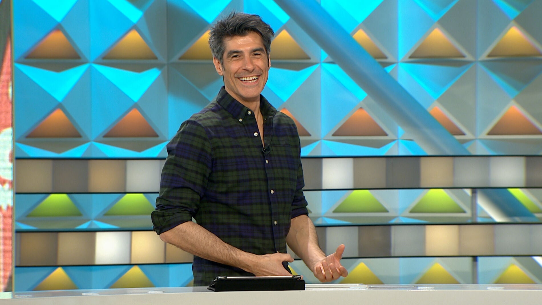 El titular loco que desat&oacute; las risas en 'La ruleta de la suerte'