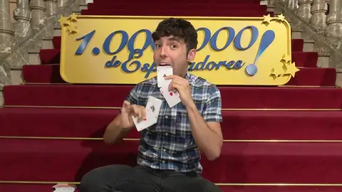 El "Mago Pop" nos enseña sus famosos trucos El "Mago Pop" nos enseña sus famosos trucos