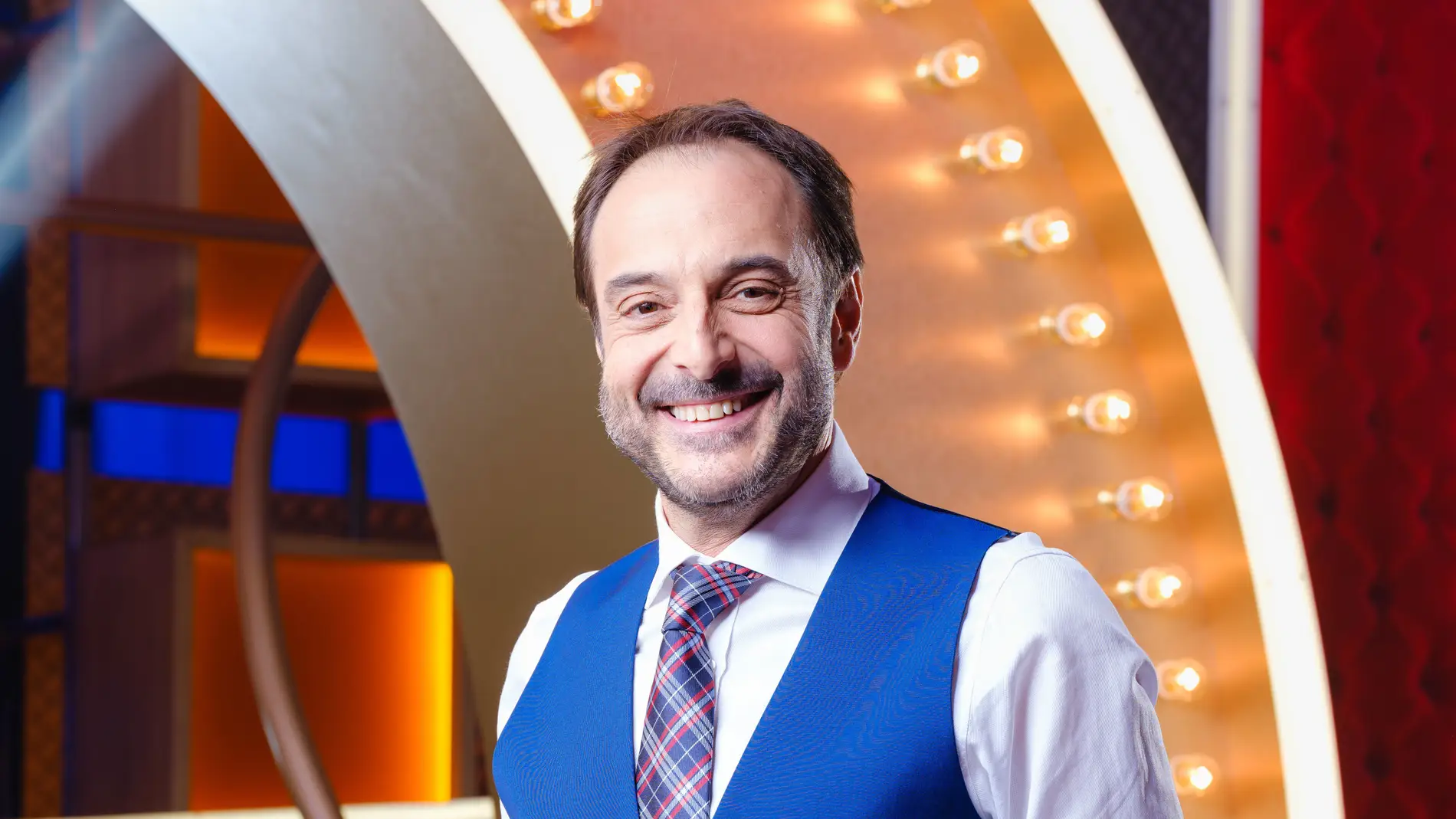 Roberto Vilar, presentador de 'La noche de Rober'
