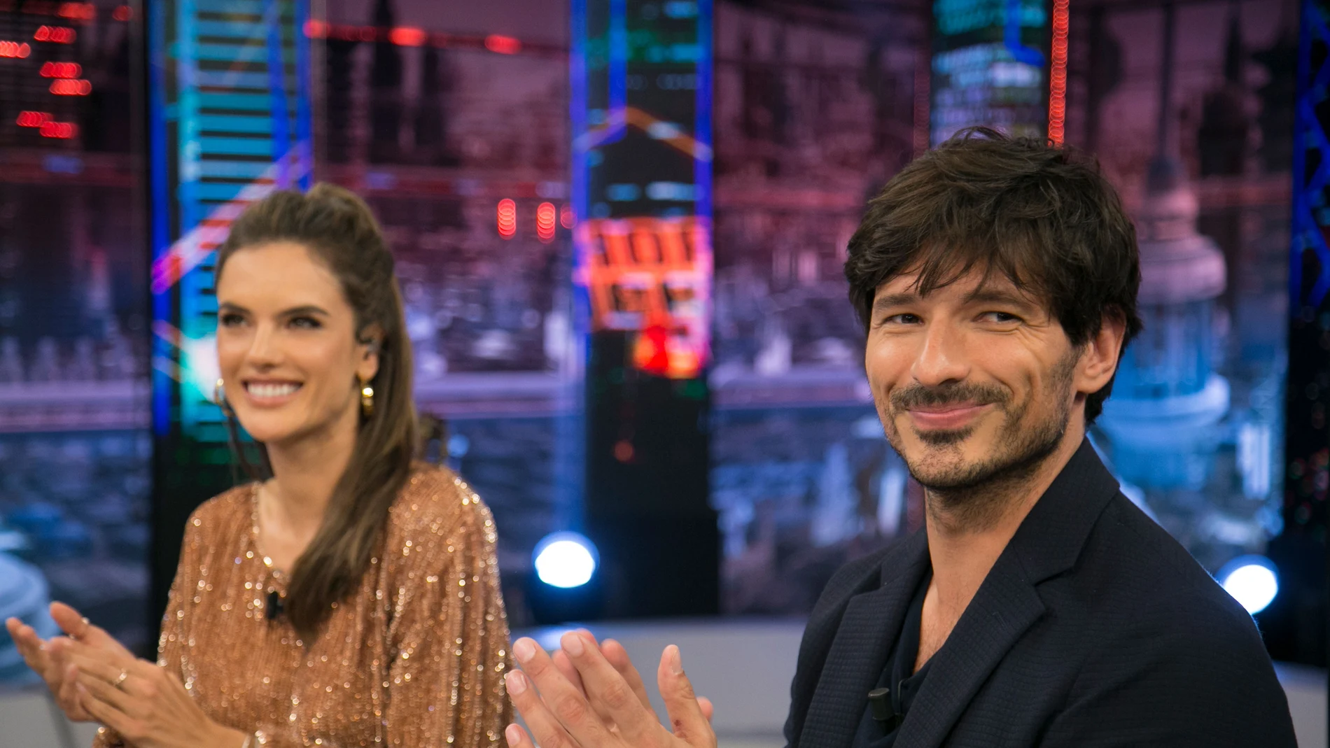 Andrés Velencoso y Alessandra Ambrosio explican su experiencia como actores